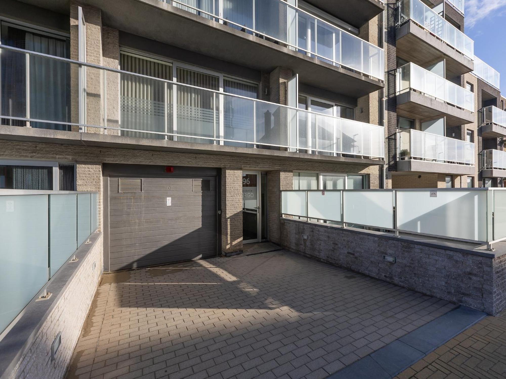 With Terrace In Appartement *