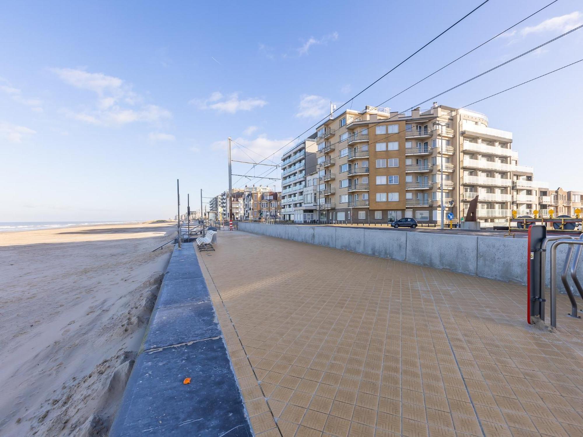 Appartement With Terrace In